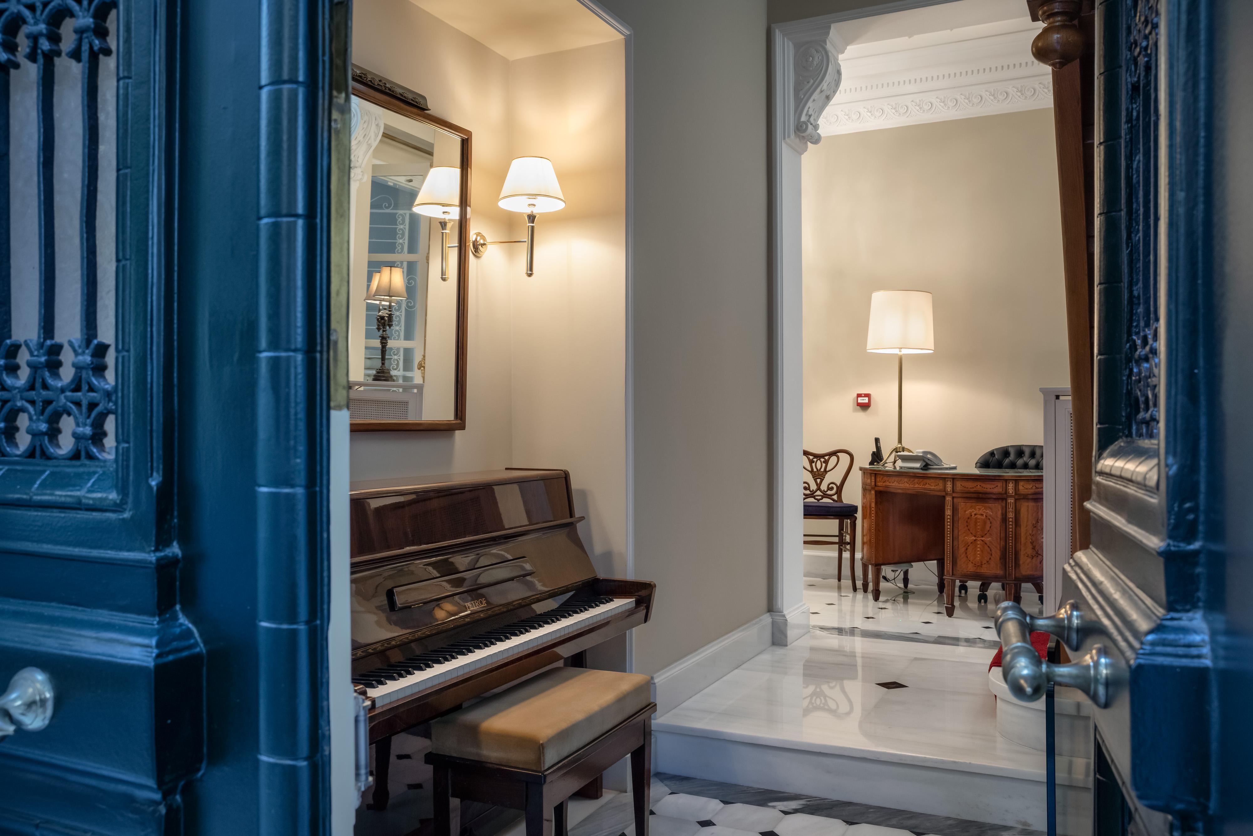 Noble Suites Афіни Екстер'єр фото